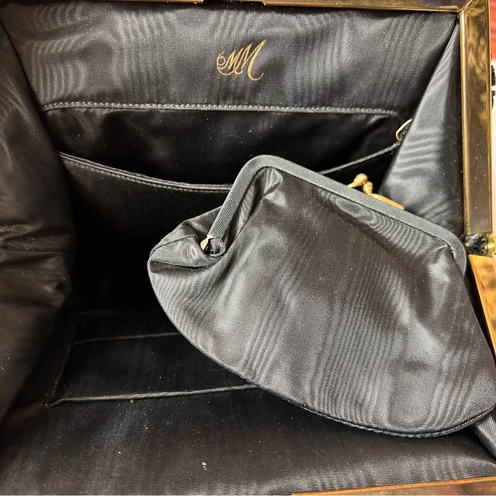 Vintage 1960s Morris Moskowitz Black Raffia Woven Handbag with Lucite Handles